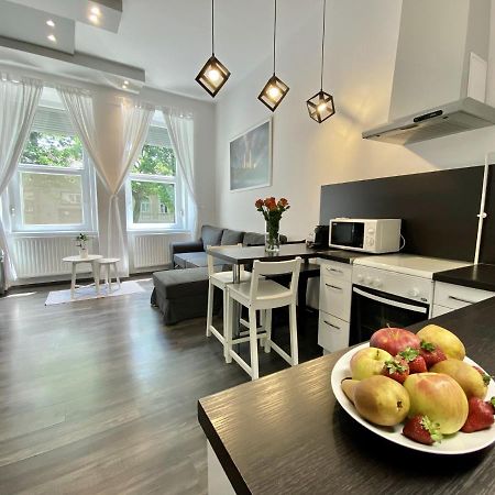 Art Apartment Segedyn Zewnętrze zdjęcie