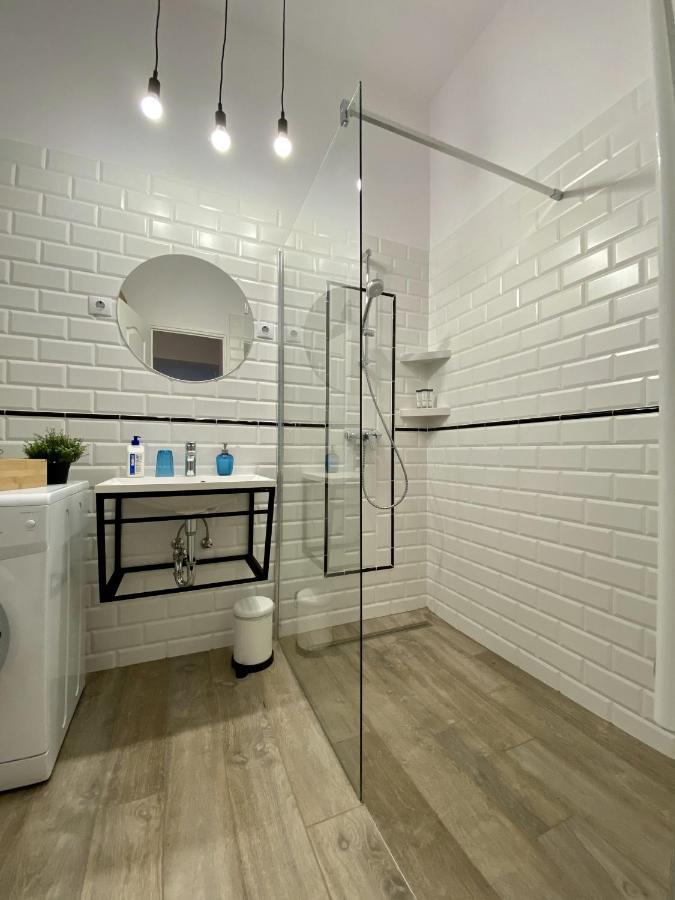 Art Apartment Segedyn Zewnętrze zdjęcie
