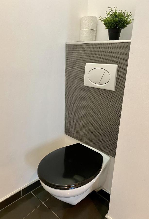Art Apartment Segedyn Zewnętrze zdjęcie